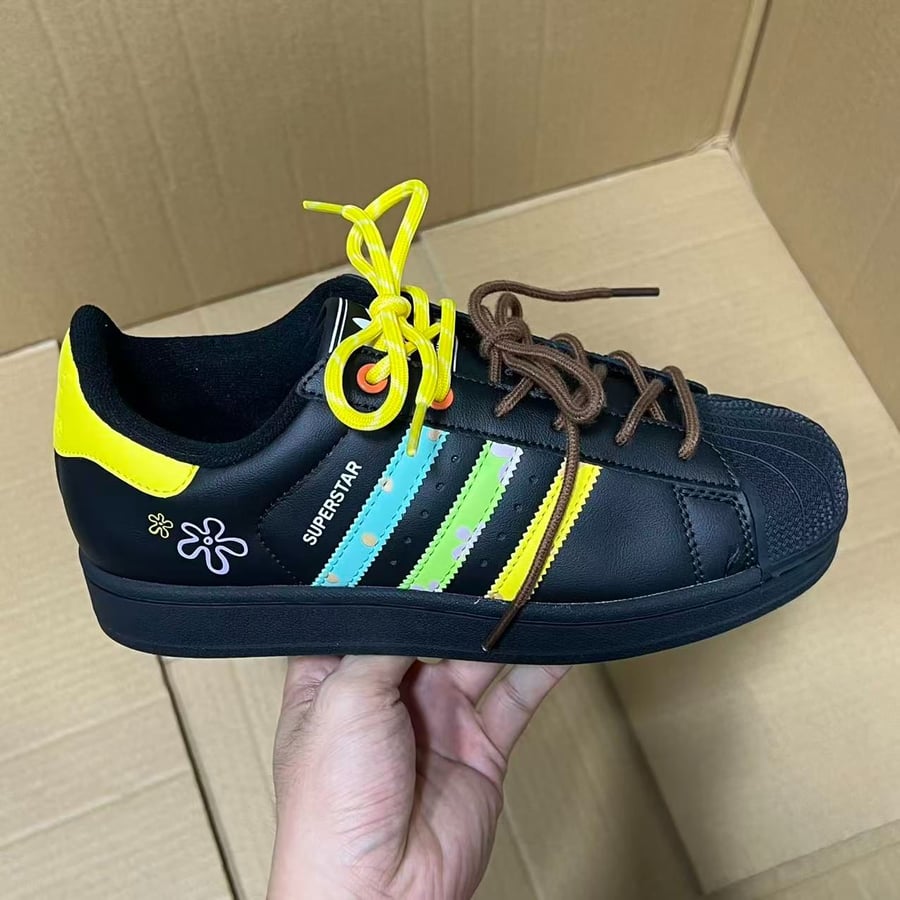 View 3 - Black / Yellow