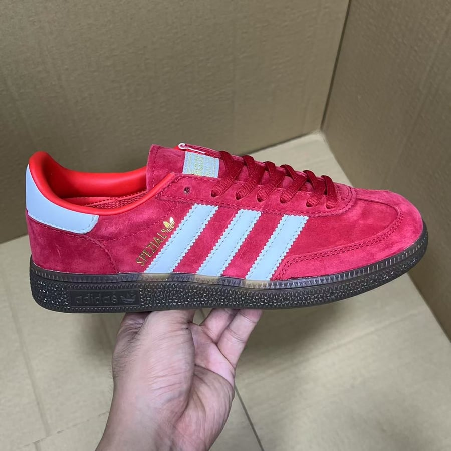 View 7 - White / Red