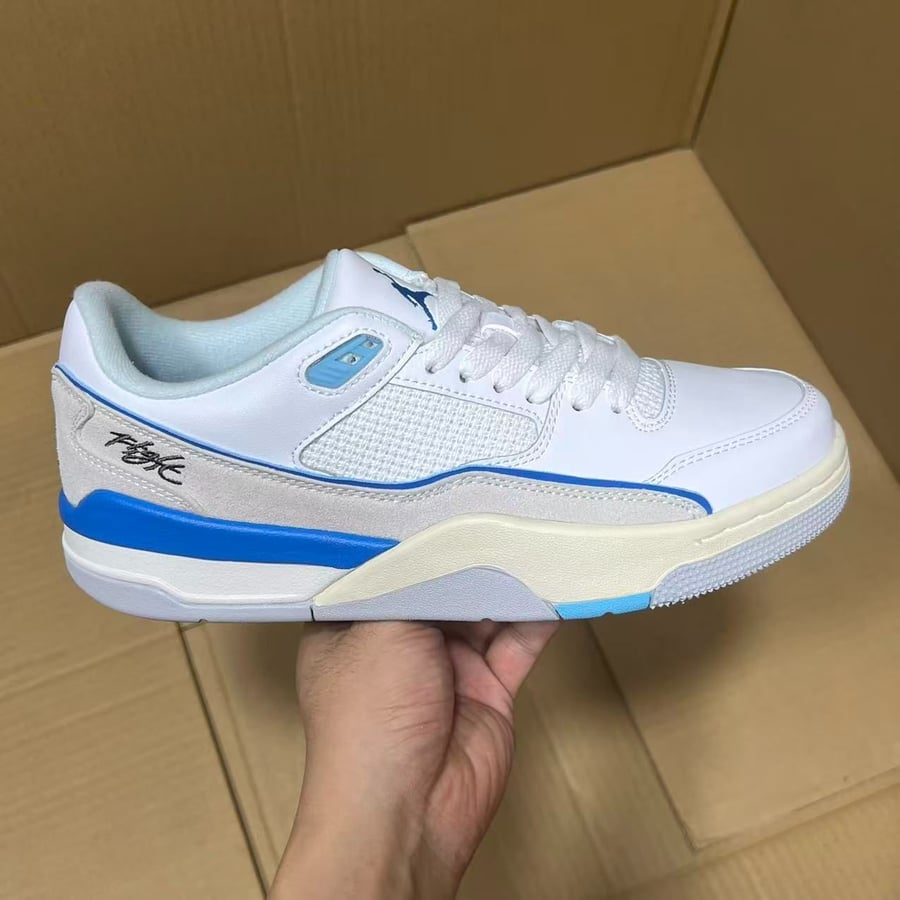 View 4 - White / Blue