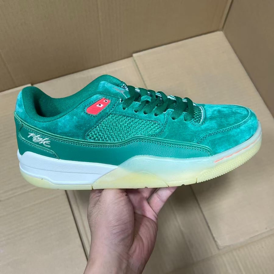 View 4 - Green