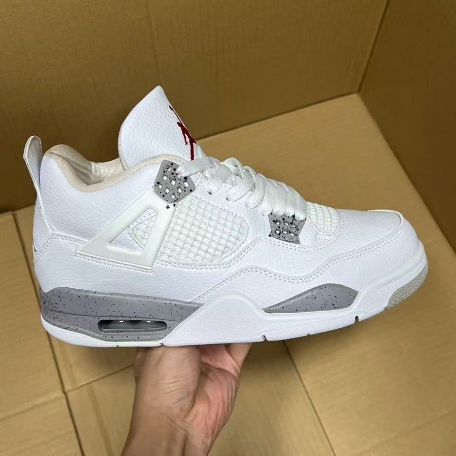 View 4 - White