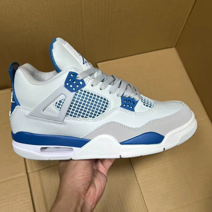 View 4 - White / Blue