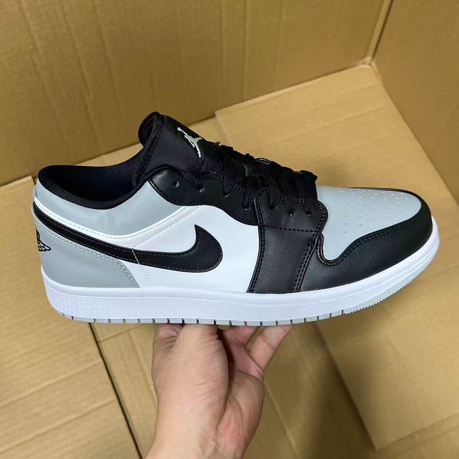 View 6 - Black / Grey