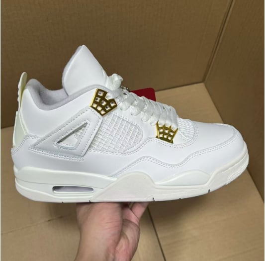 View 2 - White / Gold