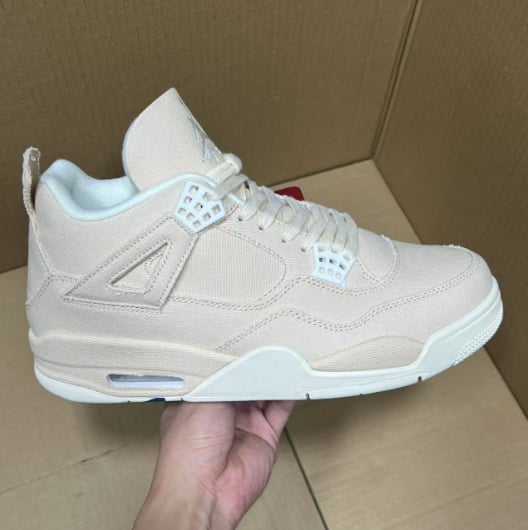 View 7 - White / Beige