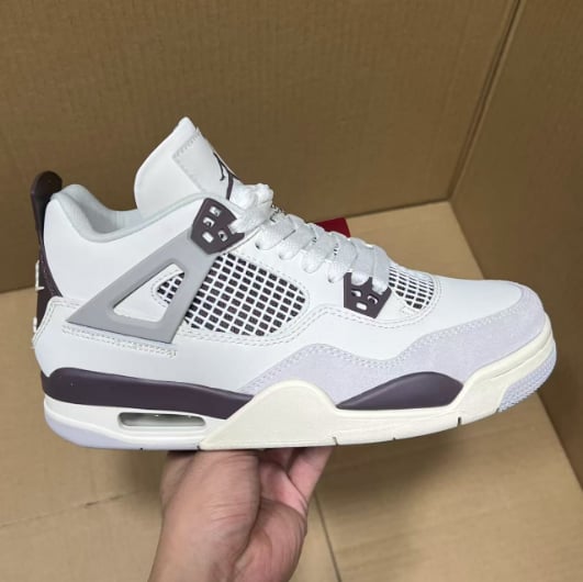 View 2 - White / Brown