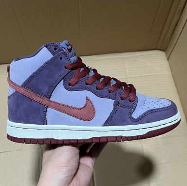 View 4 - Red / Purple