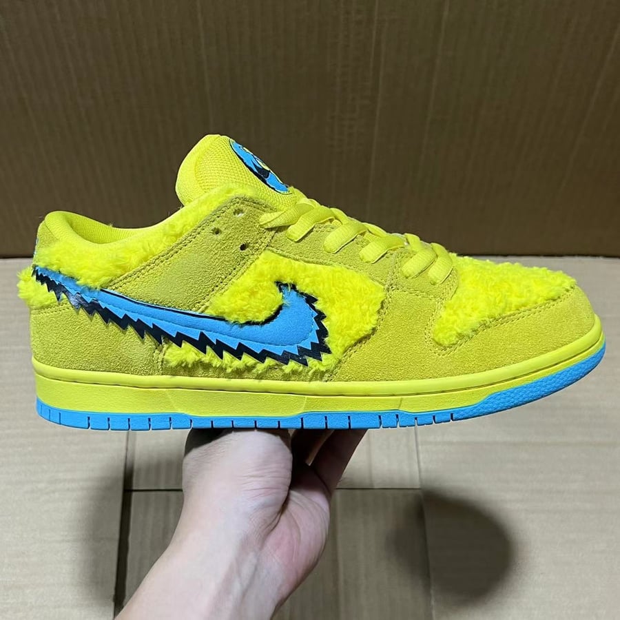 View 5 - Yellow