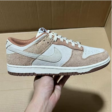 View 7 - White / Brown