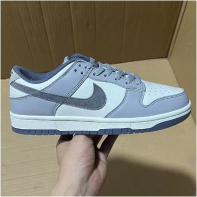 Sneakers X Batch Dunk Collection