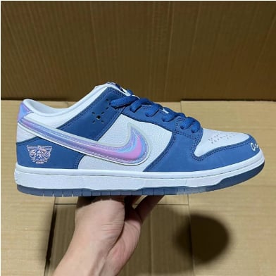 View 9 - White / Blue
