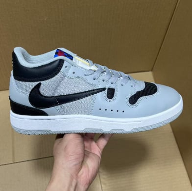 View 3 - Grey / Blue