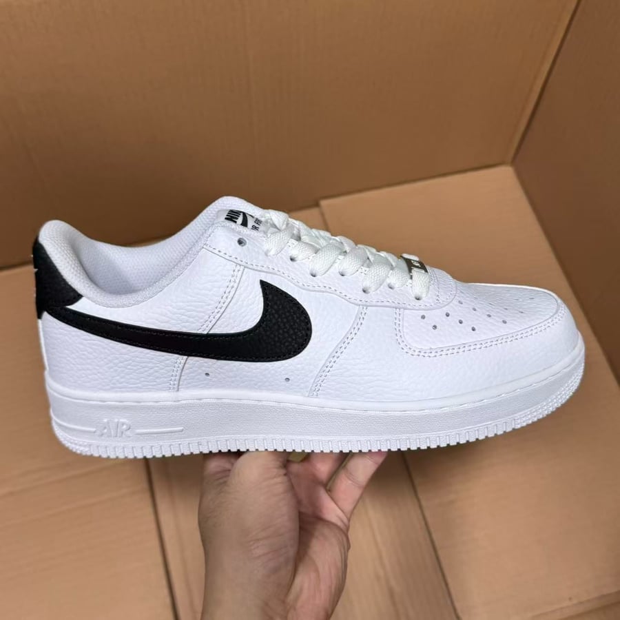 View 3 - White