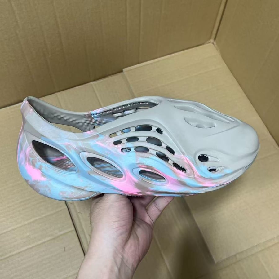 Slides & Sandals X Batch Yeezy Slides Series