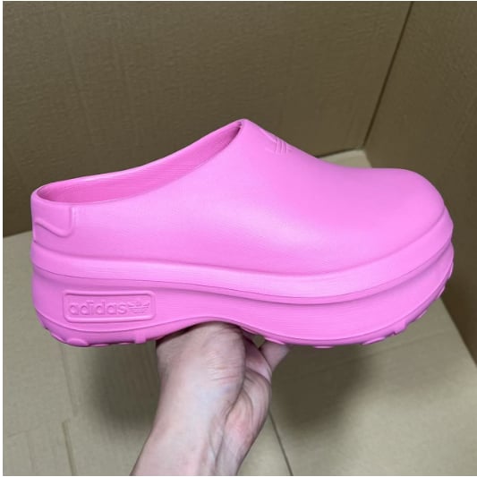 Slides & Sandals X Batch Nike Clogs Series