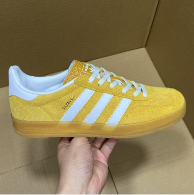 View 2 - White / Yellow
