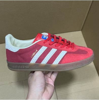 View 6 - White / Red