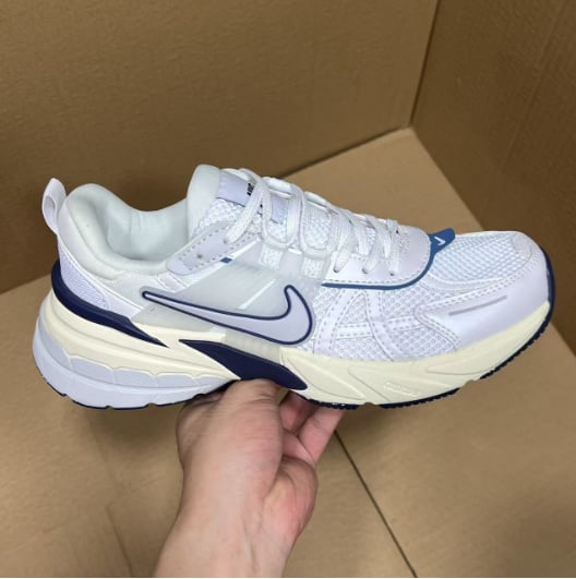 View 5 - White / Blue
