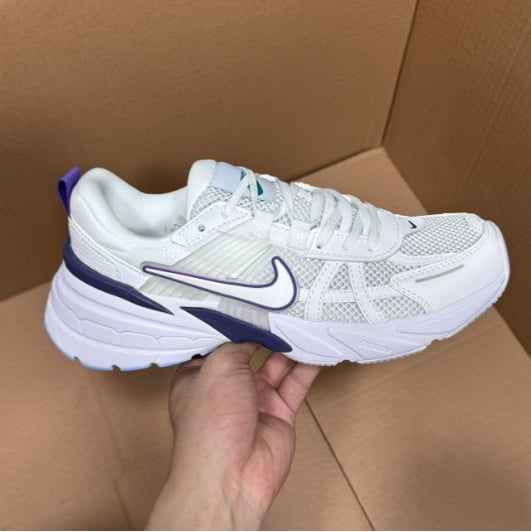 View 5 - White / Purple