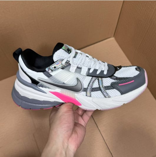 View 3 - White / Grey
