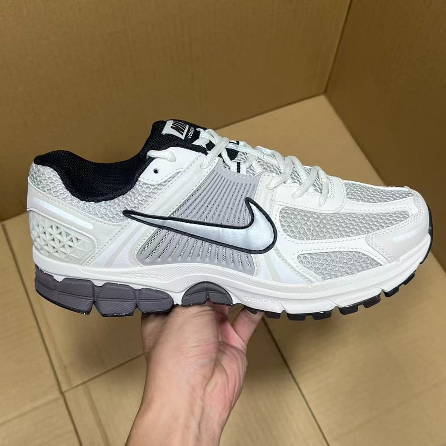 Xp Batch Vomero V5 Running Shoes Series