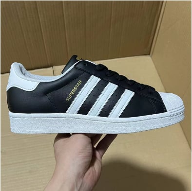 View 2 - Black / White