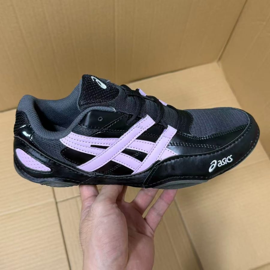 View 7 - Black / Pink