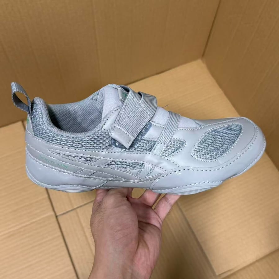 Export Batch Asics Ync Running Shoes Series