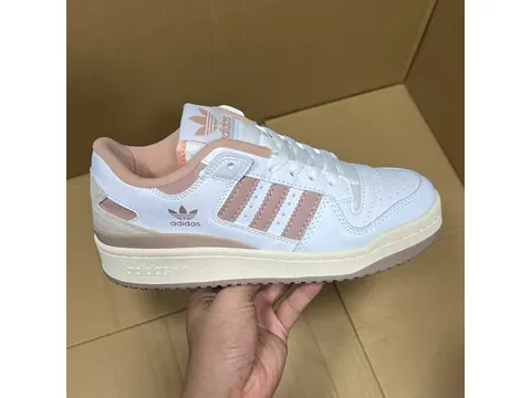 Sneakers Adidas 84 Series