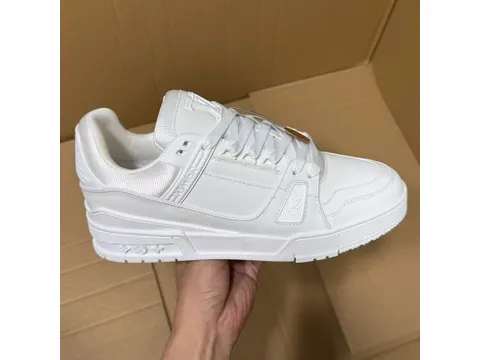 Designer Sneakers Am Batch LV Skate Shoes Series