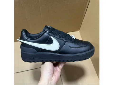 Sneakers Ambush Air Force Series