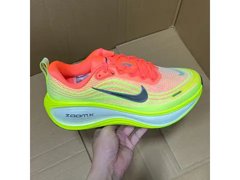 Dn Batch Running Shoes Series Collection