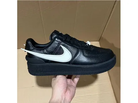Running Shoes Batch Style & Price Collection