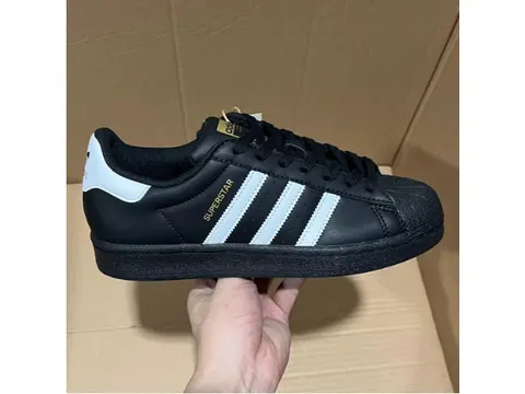 Running Shoes Batch Style & Price Collection