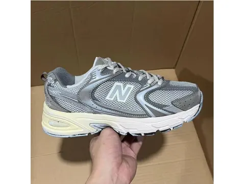 Running Shoes Batch Style & Price Collection