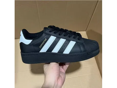Running Shoes Batch Style & Price Collection