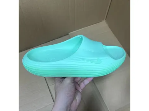 Slides & Sandals Batch Nike Clogs Series