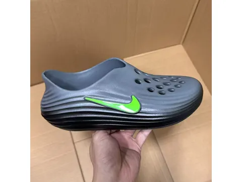 Slides & Sandals Batch Nike Clogs Series