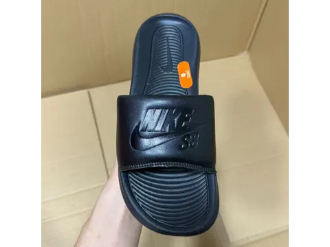 Slides & Sandals Batch Nike Slides Series