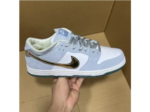 Sneakers N Batch Dunk Series