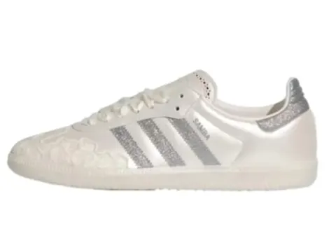 Sneakers N Batch German Trainer Series