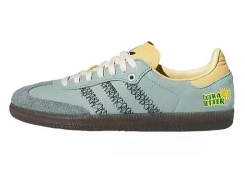 Sneakers N Batch German Trainer Series
