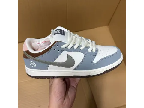 Sneakers St Batch Dunk Series