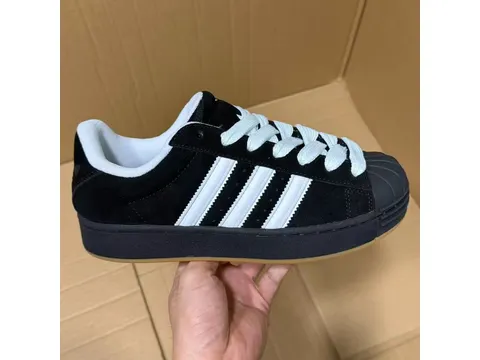 Sneakers T1 Batch Superstar Series