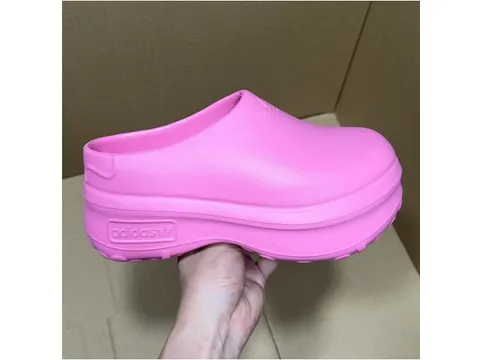 Slides & Sandals X Batch Nike Clogs Series