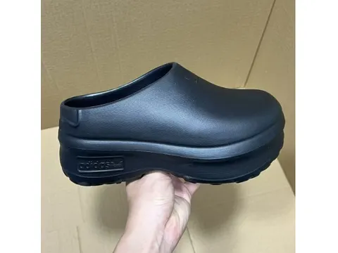 Slides & Sandals X Batch Nike Clogs Series